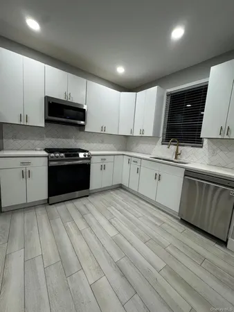 $4,650 | 588 West Broadway, Unit 1, Cedarhurst, NY 11516