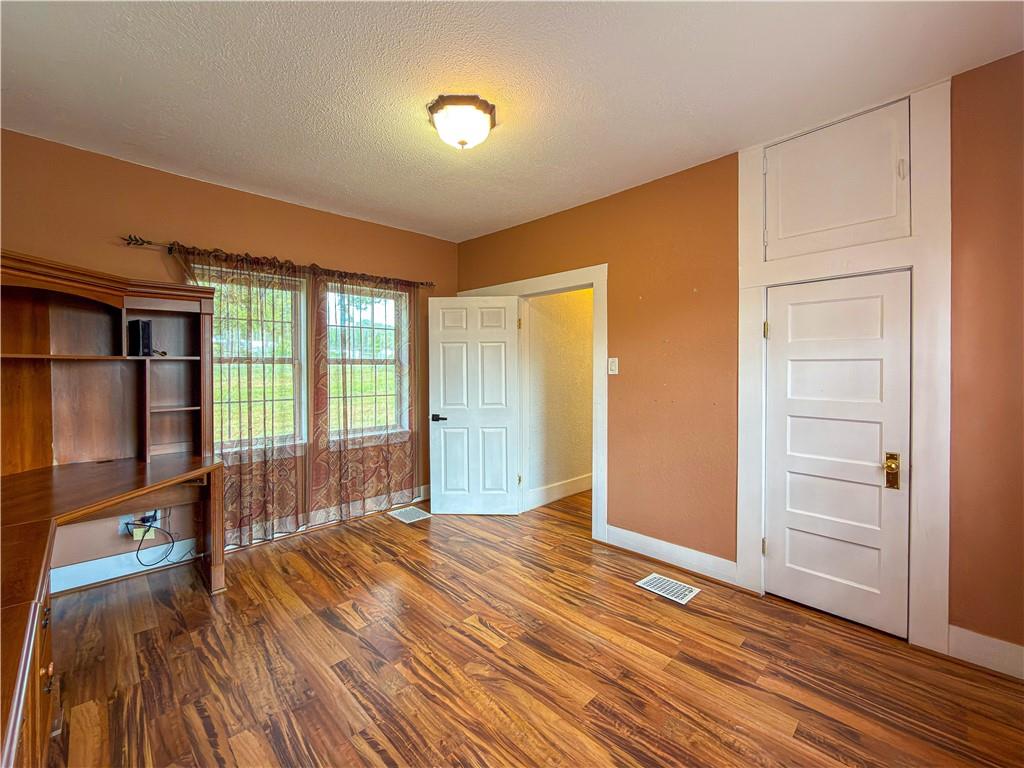 4185 Aspen Road Sedalia, MO 65301 - Photo 19 of 52 Gallery Image 19