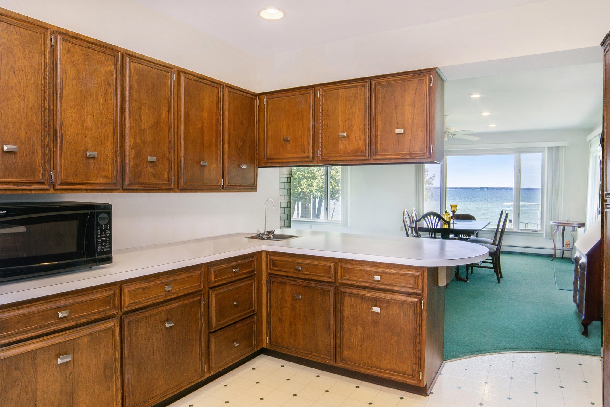 1069 Needle Pointe Drive Cheboygan, MI 49721 - Photo 4 of 24 Gallery Image 4