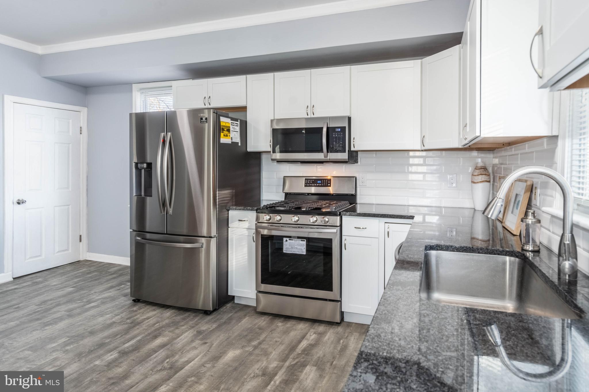 4219 Moravia Road Baltimore, MD 21206 - Photo 10 of 35