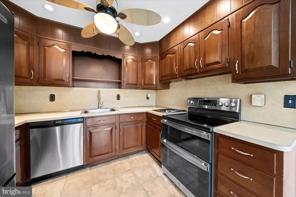 $624,900 | 2 Jobs Lane, Newark, DE 19711