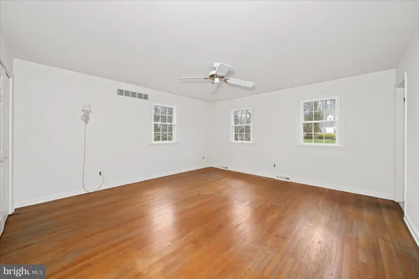 $624,900 | 2 Jobs Lane, Newark, DE 19711