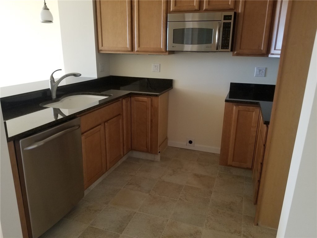 114 Granite Street, Unit 318 Westerly, RI 02891 - Photo 4 of 14