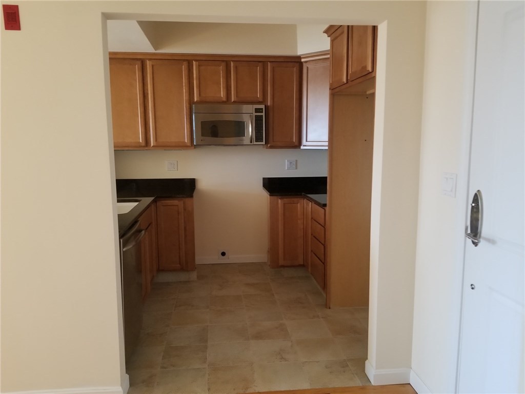 114 Granite Street, Unit 318 Westerly, RI 02891 - Photo 5 of 14