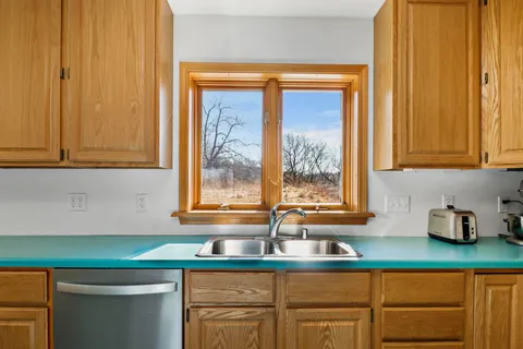 $569,000 | 4250 Green Leaf Glen, Dodgeville, WI 53533