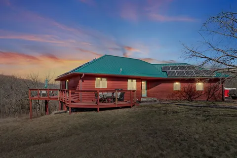 $569,000 | 4250 Green Leaf Glen, Dodgeville, WI 53533