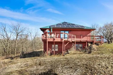 $569,000 | 4250 Green Leaf Glen, Dodgeville, WI 53533