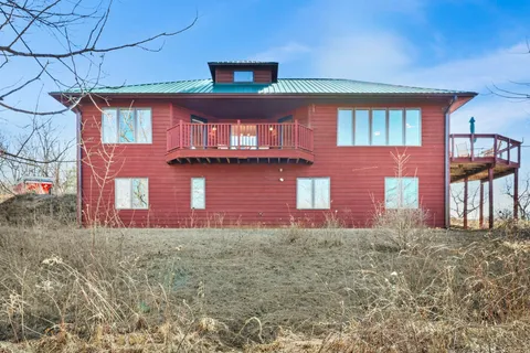 $569,000 | 4250 Green Leaf Glen, Dodgeville, WI 53533