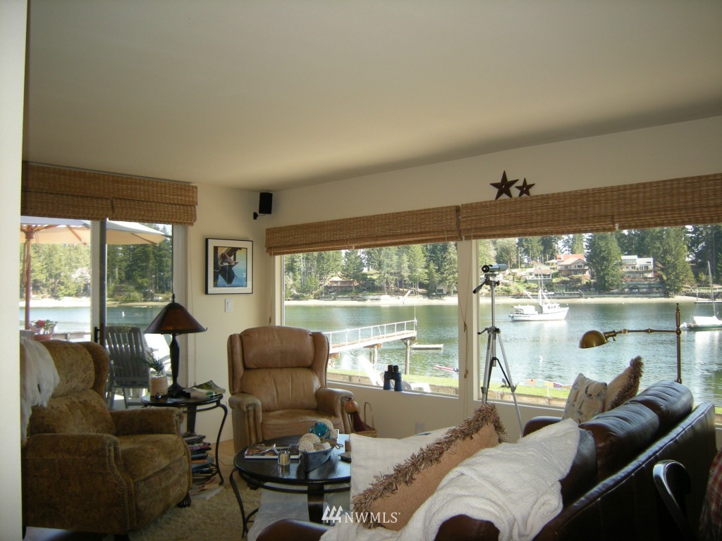 5132 East Grapeview Loop Road Allyn, WA 98524 - Photo 14 of 25 Gallery Image 14