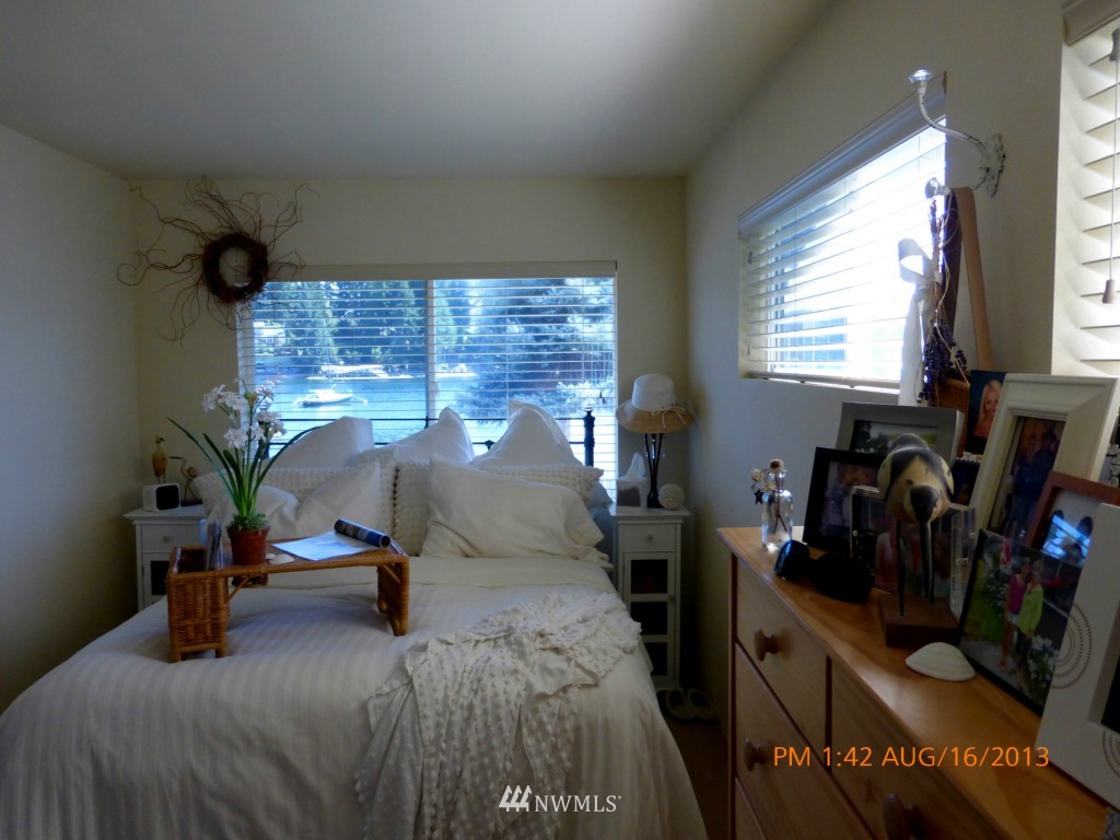 5132 East Grapeview Loop Road Allyn, WA 98524 - Photo 17 of 25 Gallery Image 17