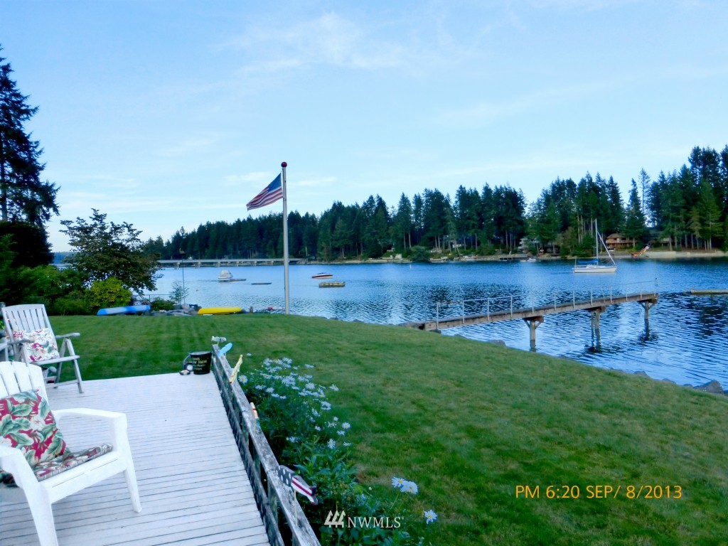 5132 East Grapeview Loop Road Allyn, WA 98524 - Photo 6 of 25 Gallery Image 6