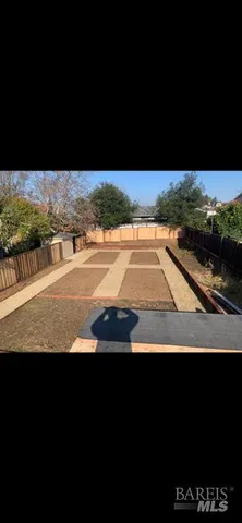 a view of an outdoor space