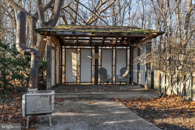 $1,195,000 | 42024 Brightwood Lane, Leesburg, VA 20176