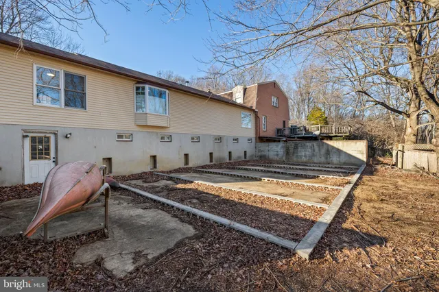 $1,195,000 | 42024 Brightwood Lane, Leesburg, VA 20176