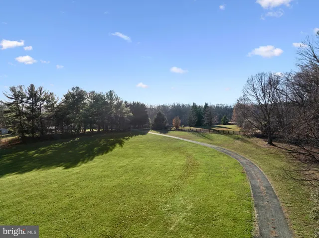 $1,195,000 | 42024 Brightwood Lane, Leesburg, VA 20176