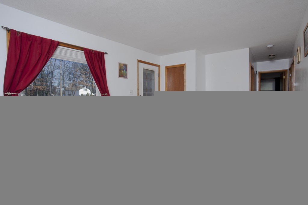 748 James Street Chicopee, MA 01020 - Photo 8 of 10 Gallery Image 8