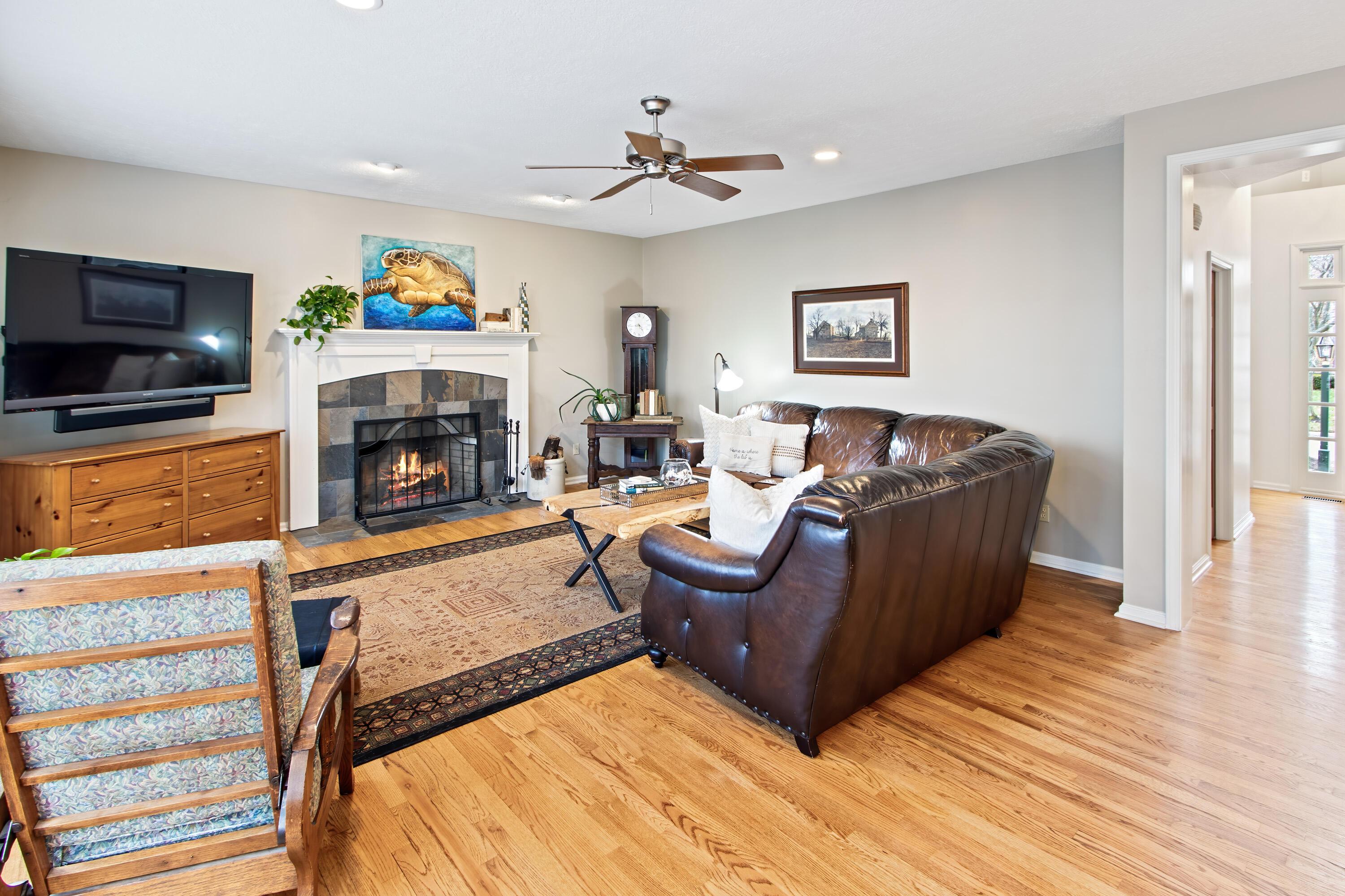 7589 Alpath Road New Albany, OH 43054 - Photo 13 of 71 7589 Alpath Road-24.jpg-FULL