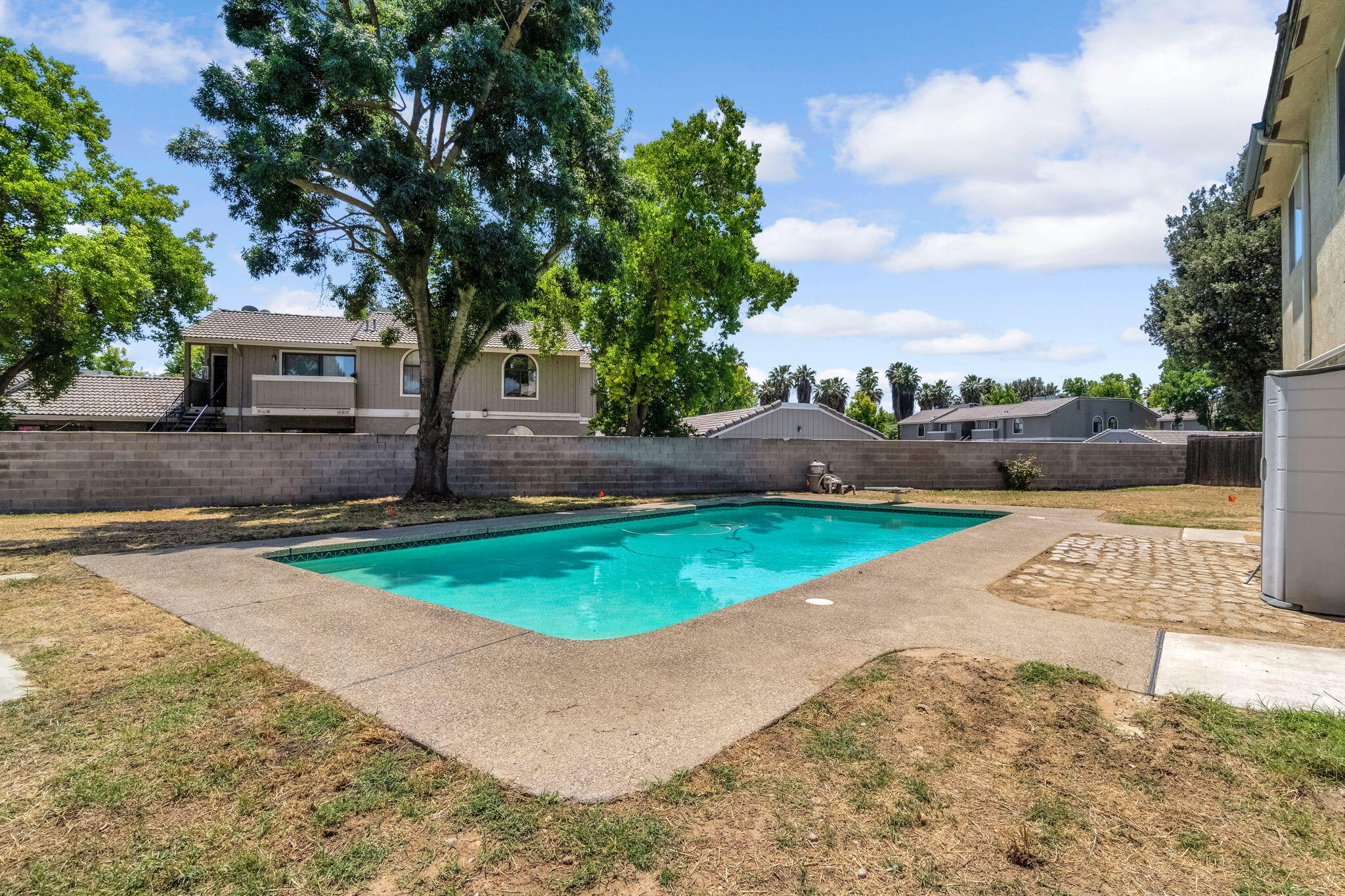 717 East Spring Lane Lemoore, CA 93245 - Photo 31 of 40