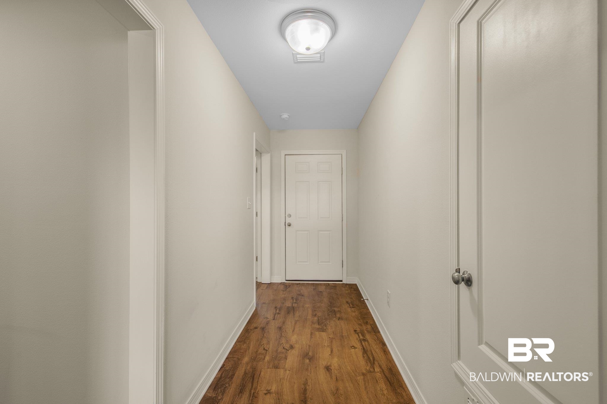 8950 Gale Rowe Lane Fairhope, AL 36532 - Photo 6 of 35 Foyer