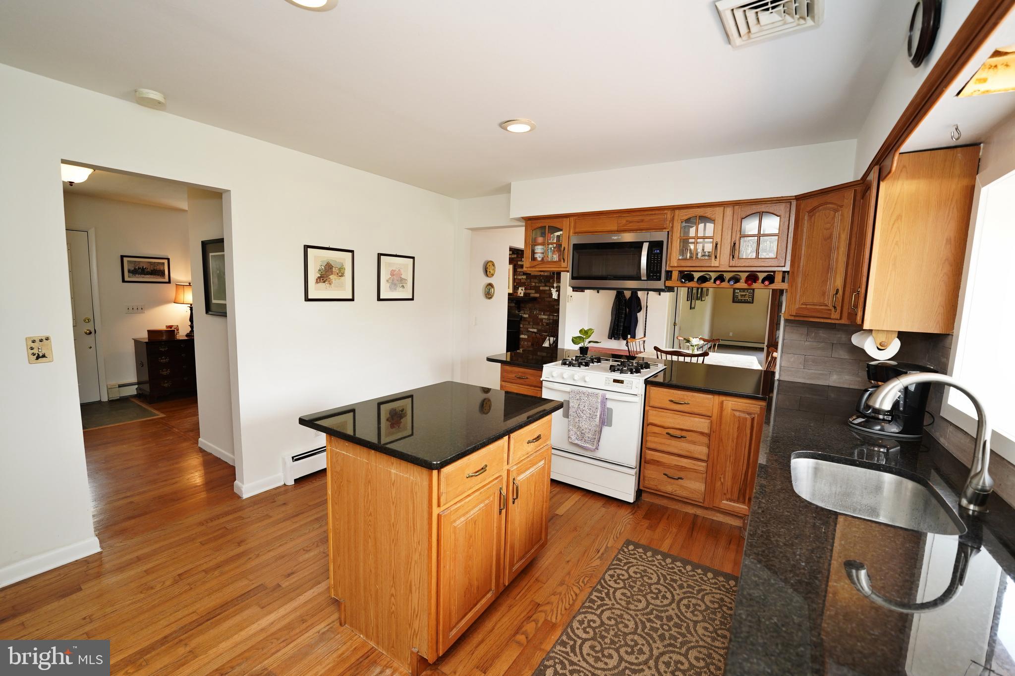 554 Scotch Road Pennington, NJ 08534 - Photo 10 of 85 Gallery Image 10