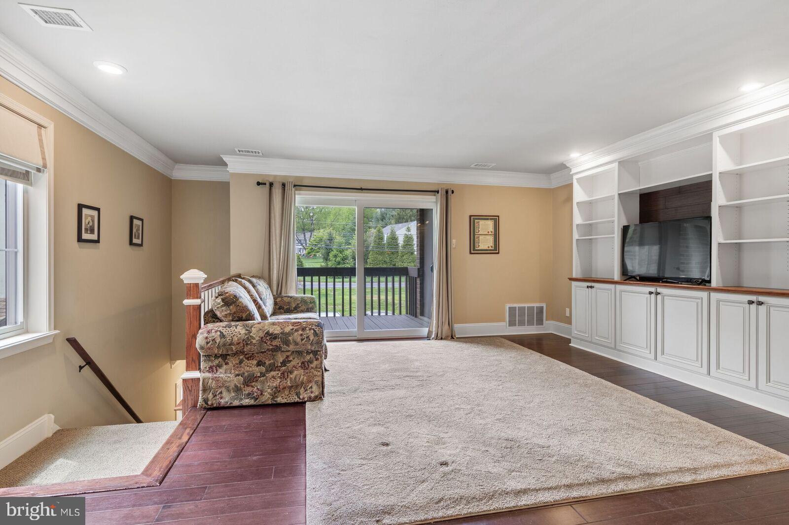 1301 Raintree Lane Malvern, PA 19355 - Photo 2 of 15 Gallery Image 2