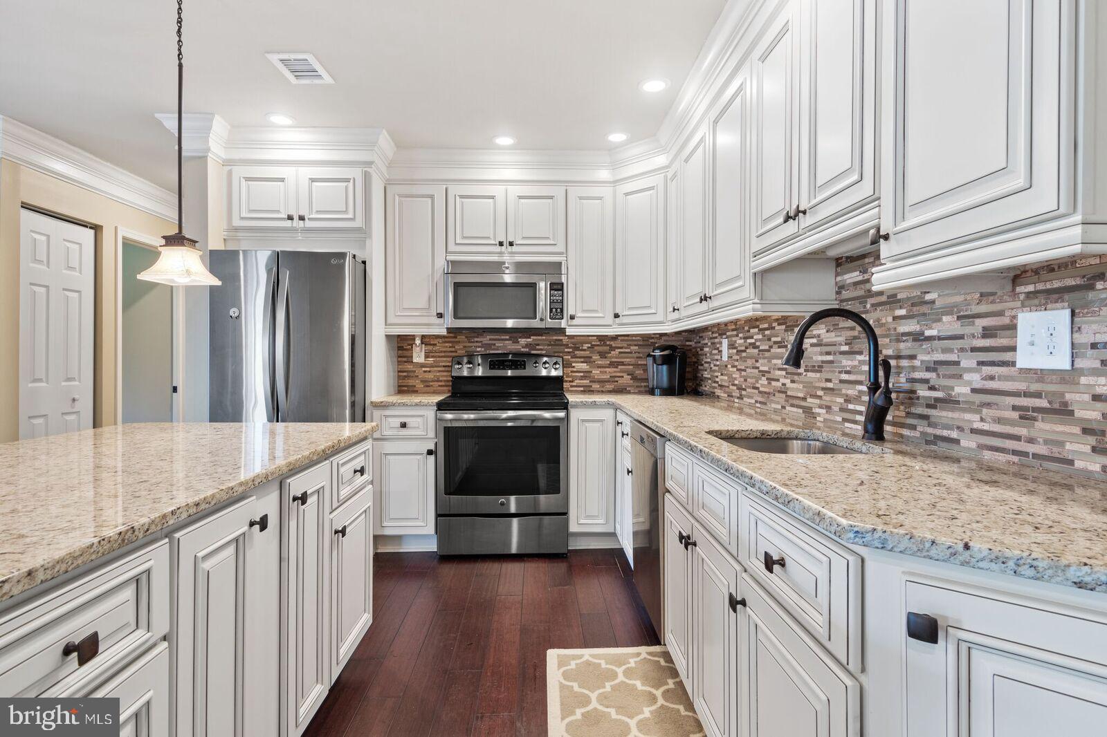 1301 Raintree Lane Malvern, PA 19355 - Photo 8 of 15 Gallery Image 8