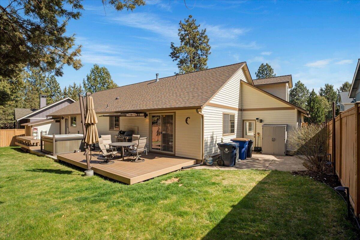 61213 Ridgewater Loop Bend, OR 97702 - Photo 55 of 60 54-Exterior