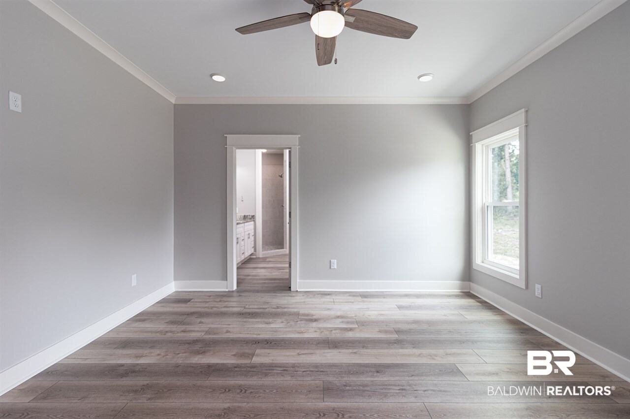 24595 Tarpon Lane Orange Beach, AL 36561 - Photo 10 of 24 Master Bedroom