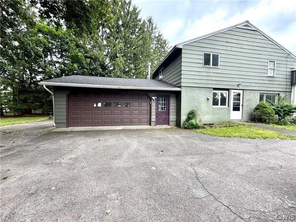 $1,950 | 4048 A West Road, Cortlandville, NY 13045