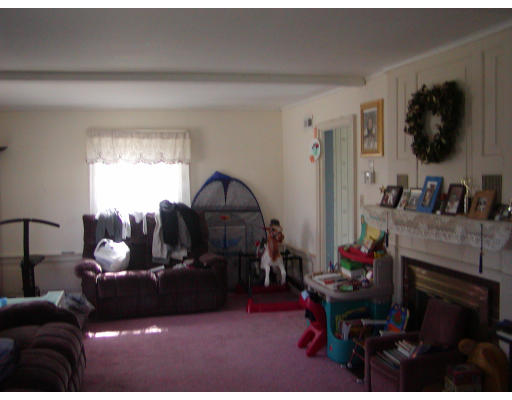 1301 Parker Street Springfield, MA 01129 - Photo 4 of 12 Gallery Image 4