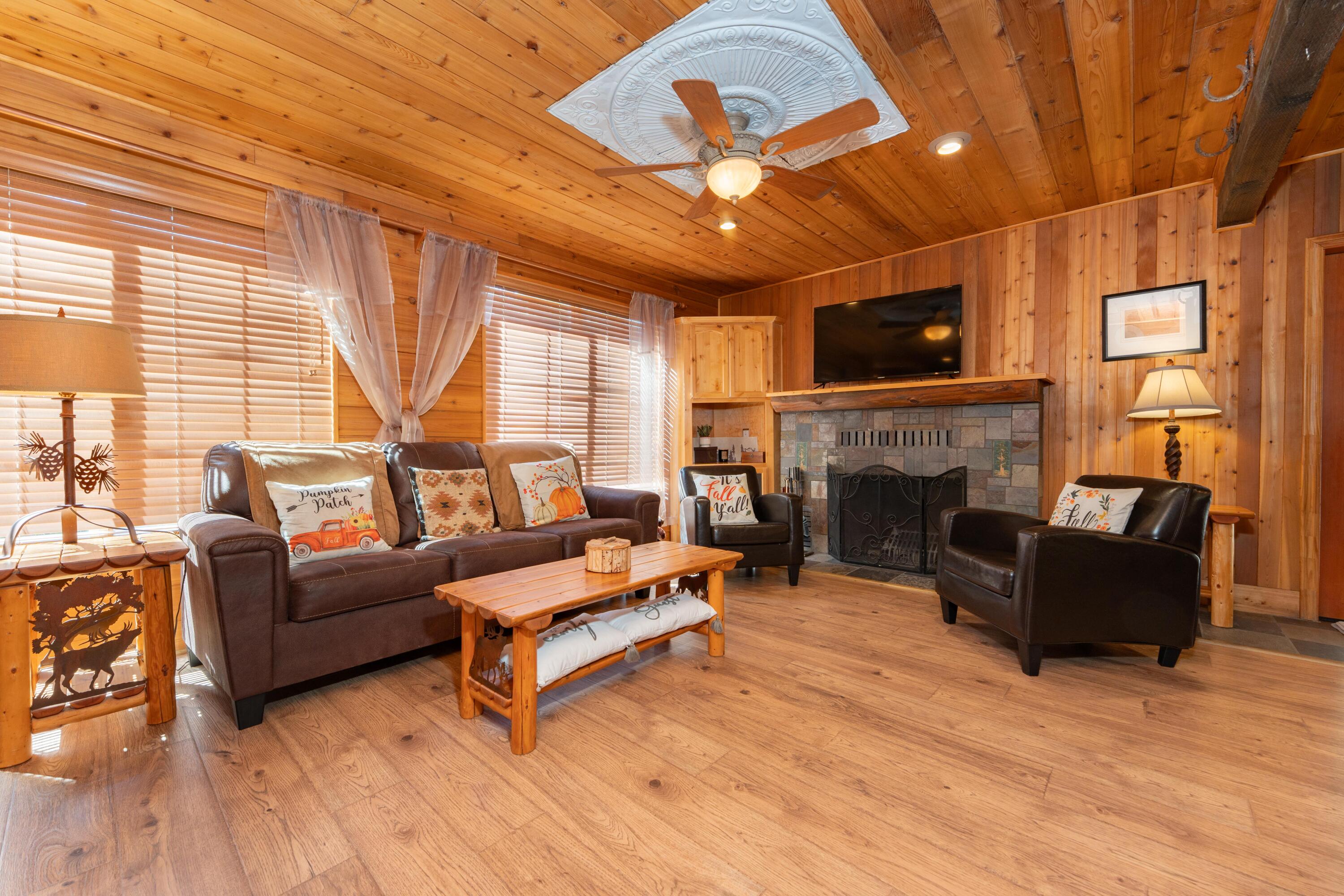 706 Loop Drive Springville, CA 93265 - Photo 7 of 67 7