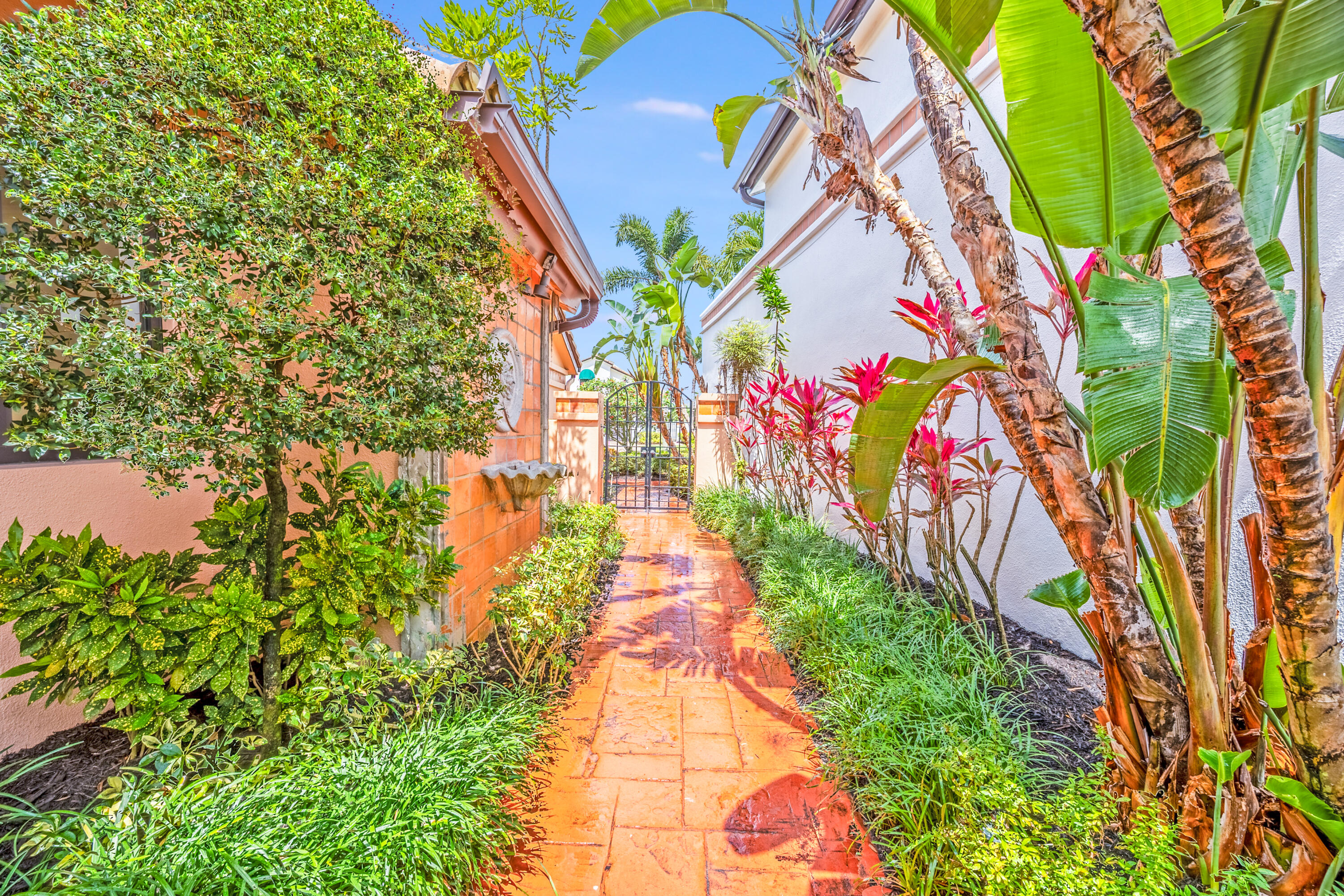 6388 Via Rosa Boca Raton, FL 33433 - Photo 15 of 49 37