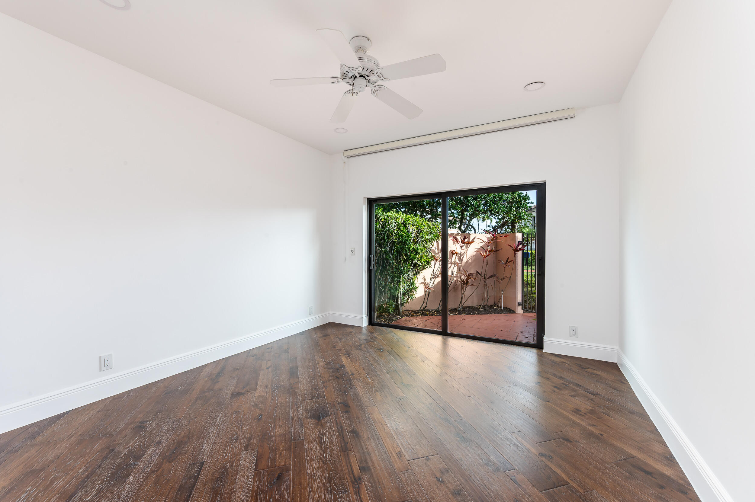 6388 Via Rosa Boca Raton, FL 33433 - Photo 37 of 49 photo-1