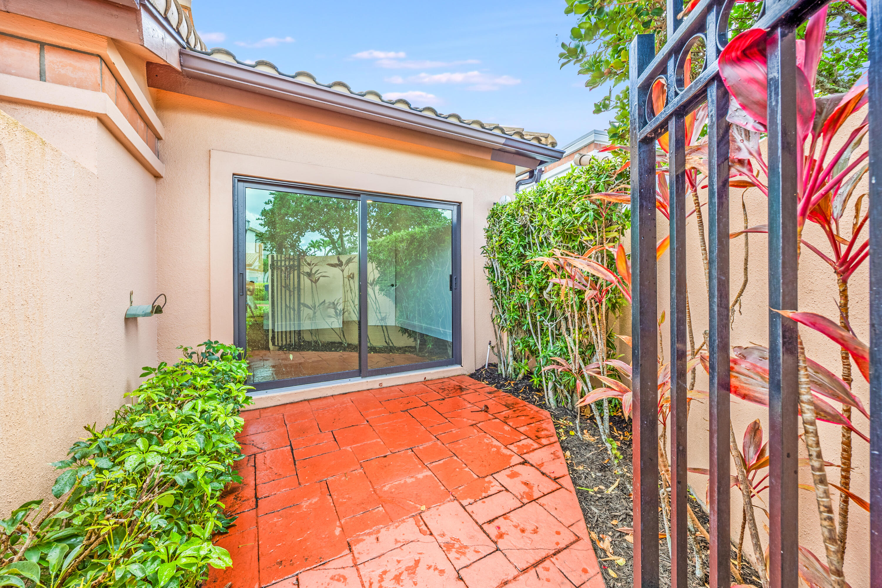6388 Via Rosa Boca Raton, FL 33433 - Photo 42 of 49 a balcony with outdoor space