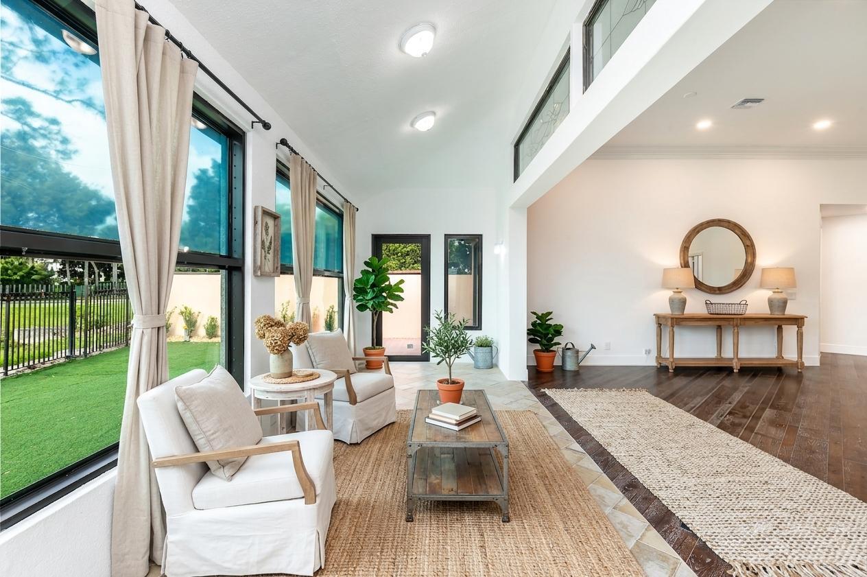 6388 Via Rosa Boca Raton, FL 33433 - Photo 5 of 49 Sunroom