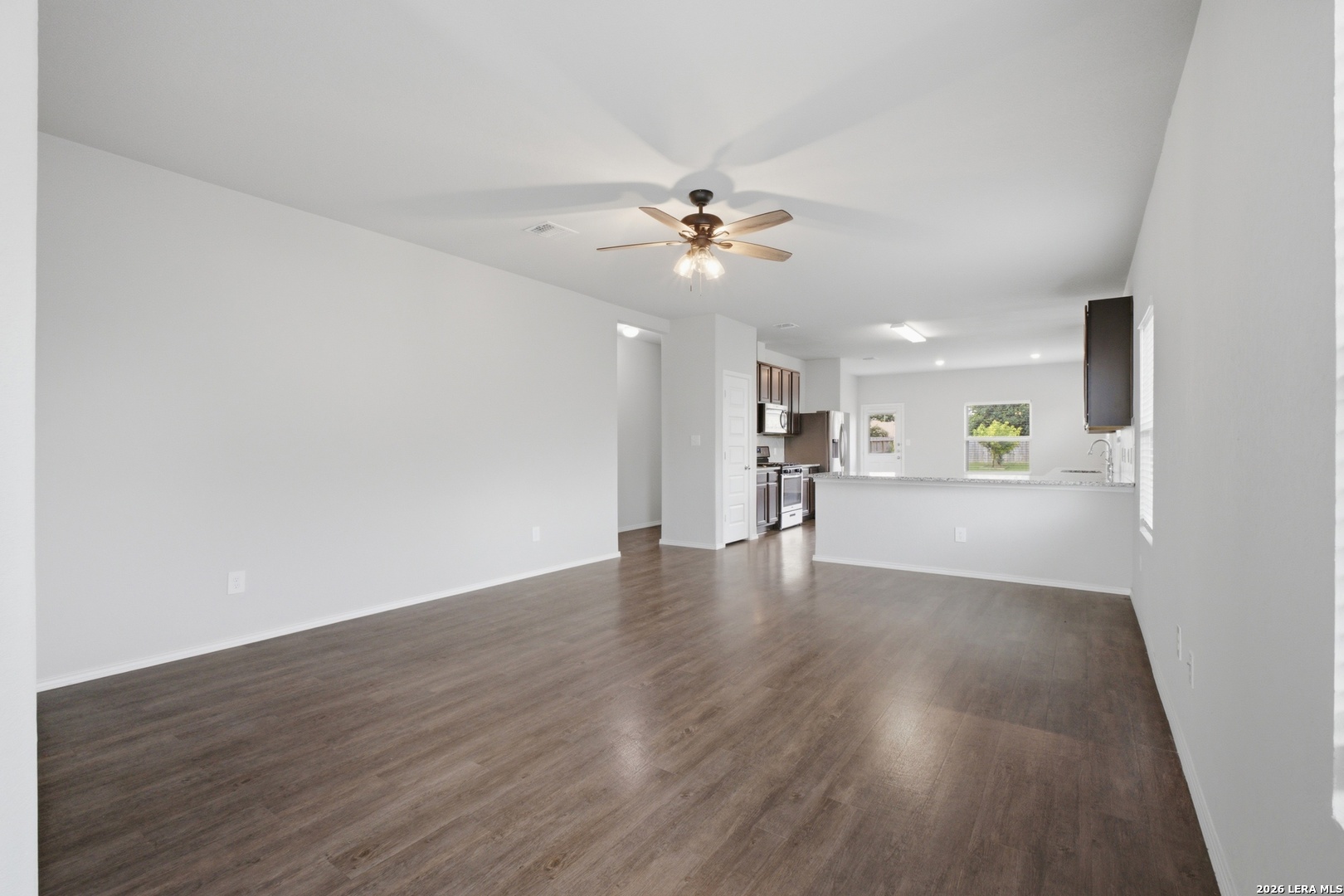5403 Daniel Way St. Hedwig, TX 78152 - Photo 8 of 50