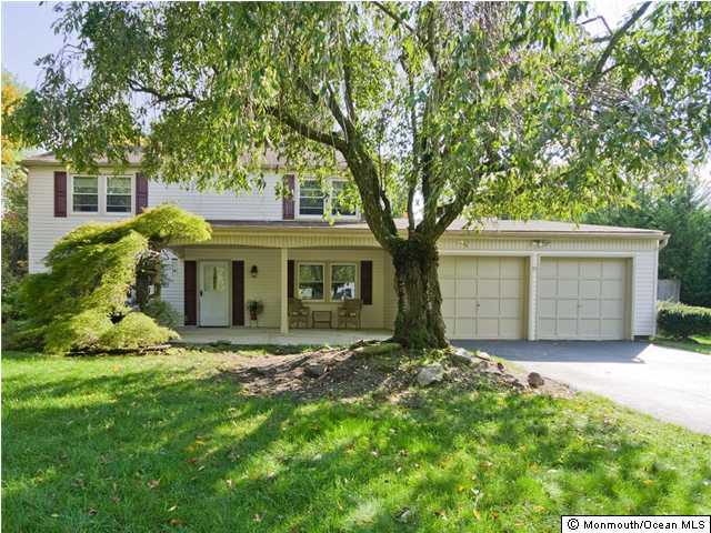 11 Hastings Road Marlboro, NJ 07746 - Photo 1 of 3 Primary Photo