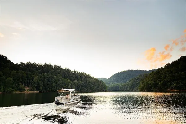 $15,000 | 1211 Lake Forest Drive, Unit 48, Tuckasegee, NC 28783