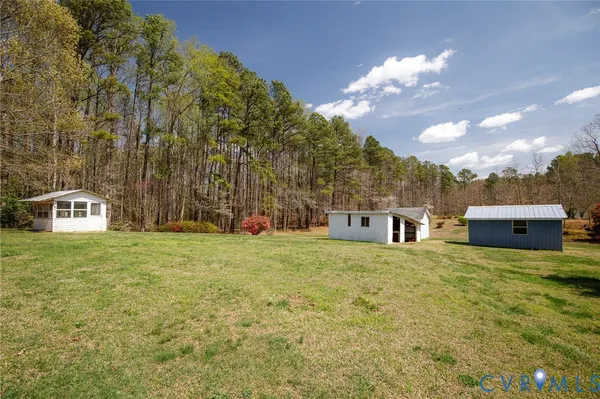 $330,000 | 17012 Coatesville Road, Beaverdam, VA 23015