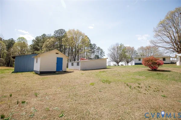 $330,000 | 17012 Coatesville Road, Beaverdam, VA 23015