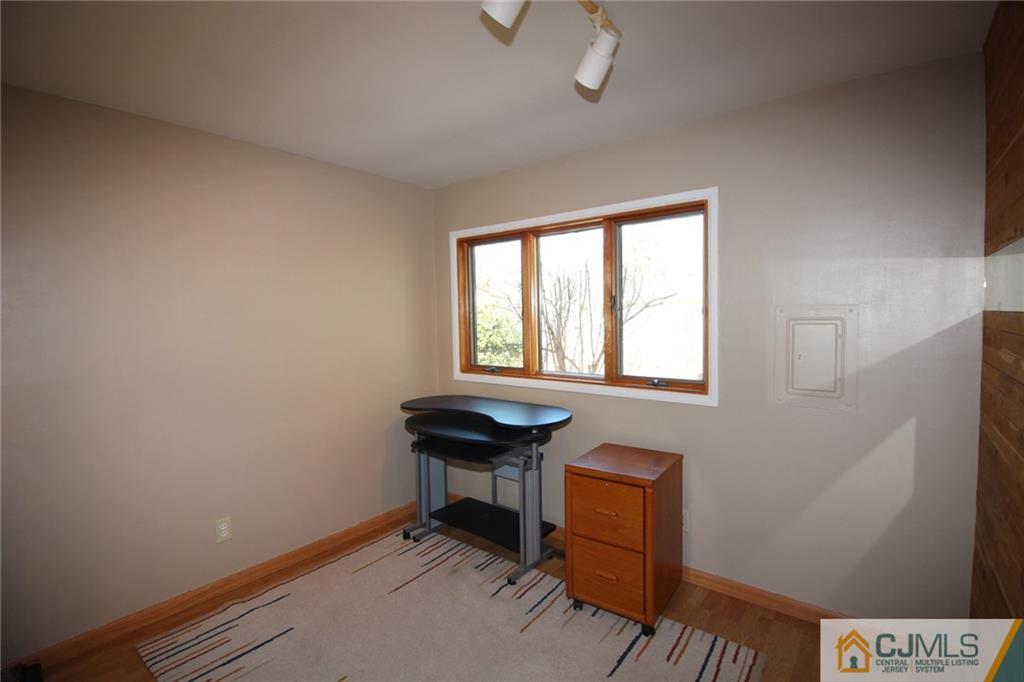 110 Kendall Road Kendall Park, NJ 08824 - Photo 17 of 25 Gallery Image 17