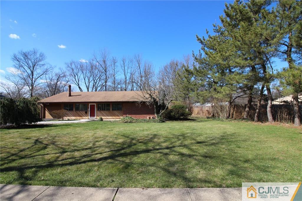 110 Kendall Road Kendall Park, NJ 08824 - Photo 3 of 25 Gallery Image 3