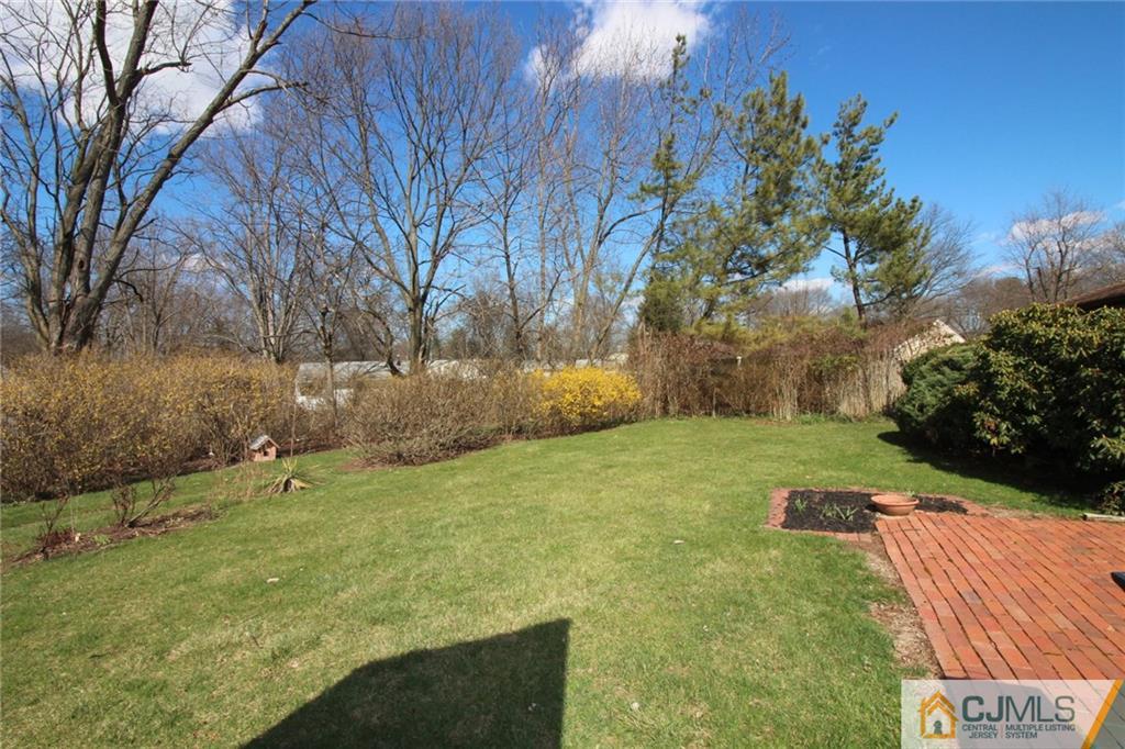 110 Kendall Road Kendall Park, NJ 08824 - Photo 24 of 25 Gallery Image 24