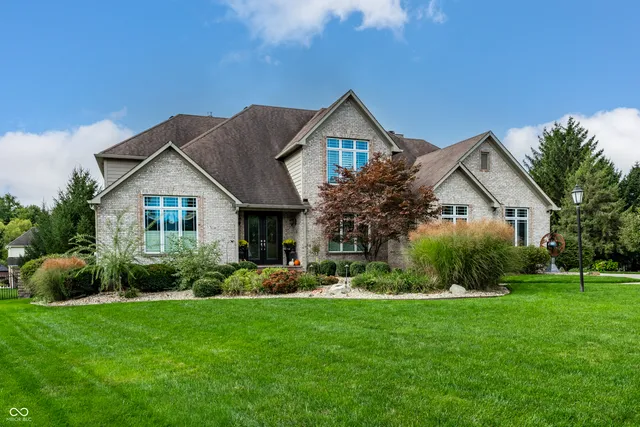 $1,075,000 | 6528 Woodworth Court, Indianapolis, IN 46237