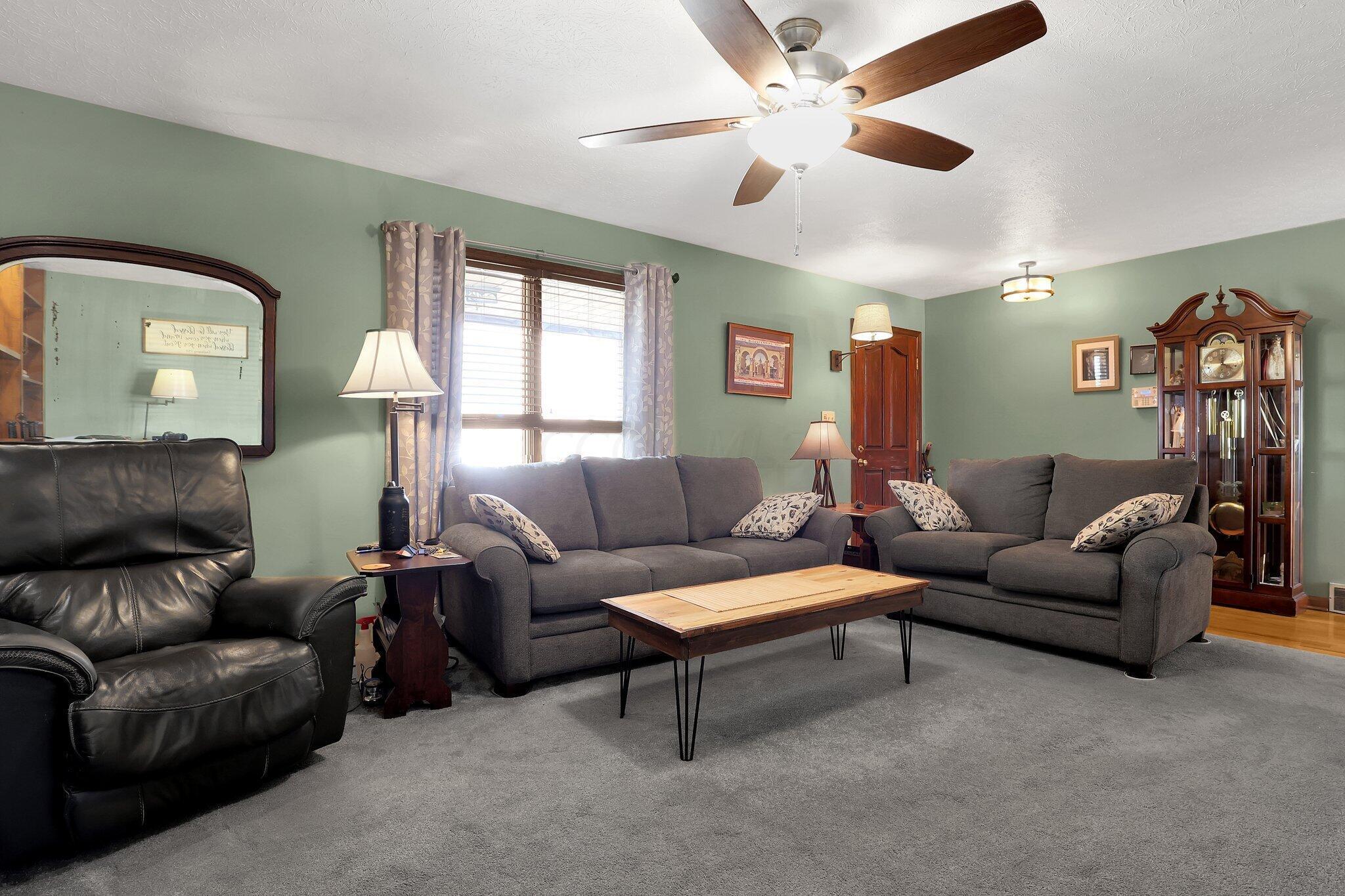 20697 Greist Road Stoutsville, OH 43154 - Photo 5 of 32 5-web-or-mls-20697-greist-rd