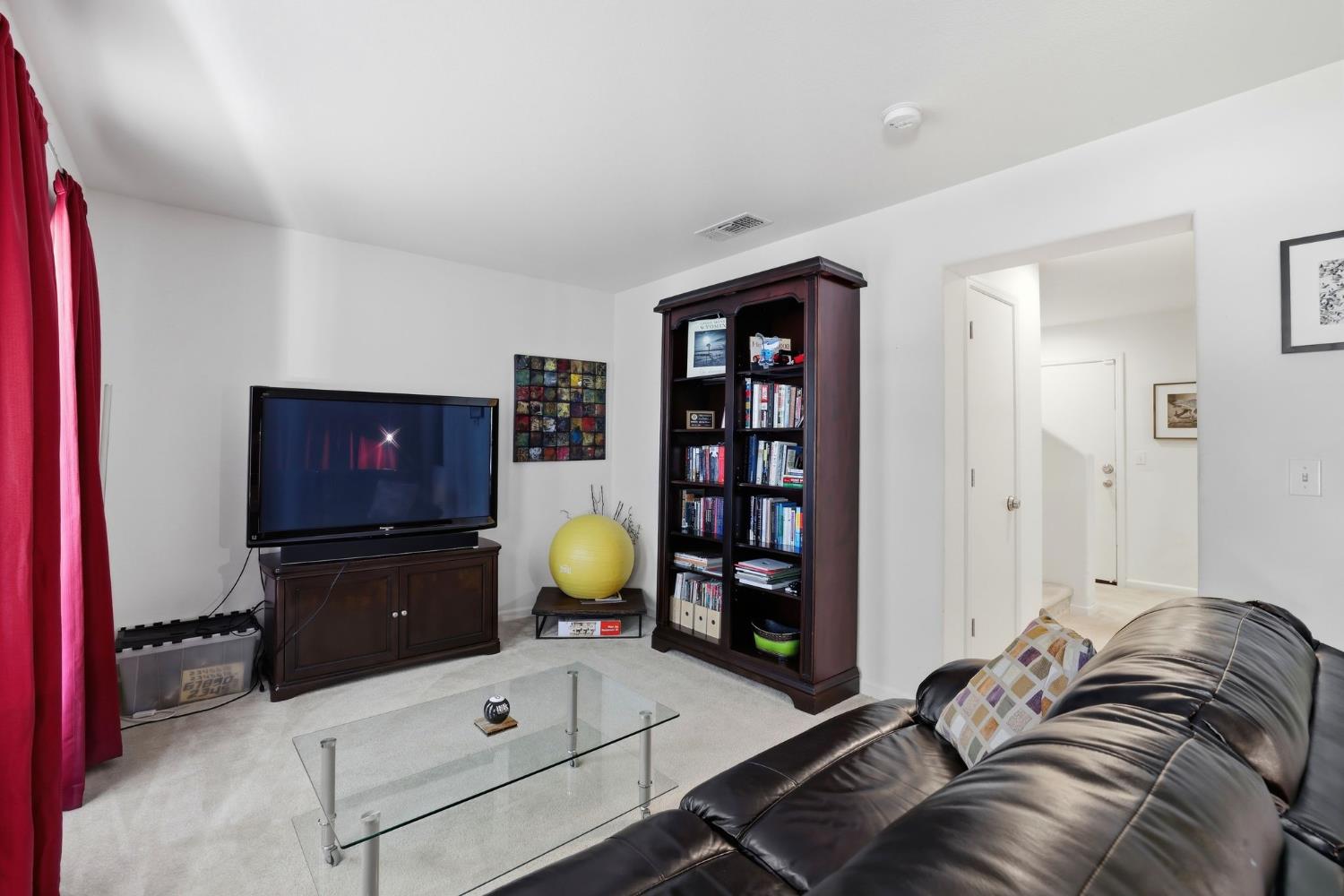 10874 Disk Drive Rancho Cordova, CA 95670 - Photo 12 of 50 Gallery Image 12