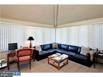 1156 Mill Rd Circle Rydal, PA 19046 - Photo 7 of 12