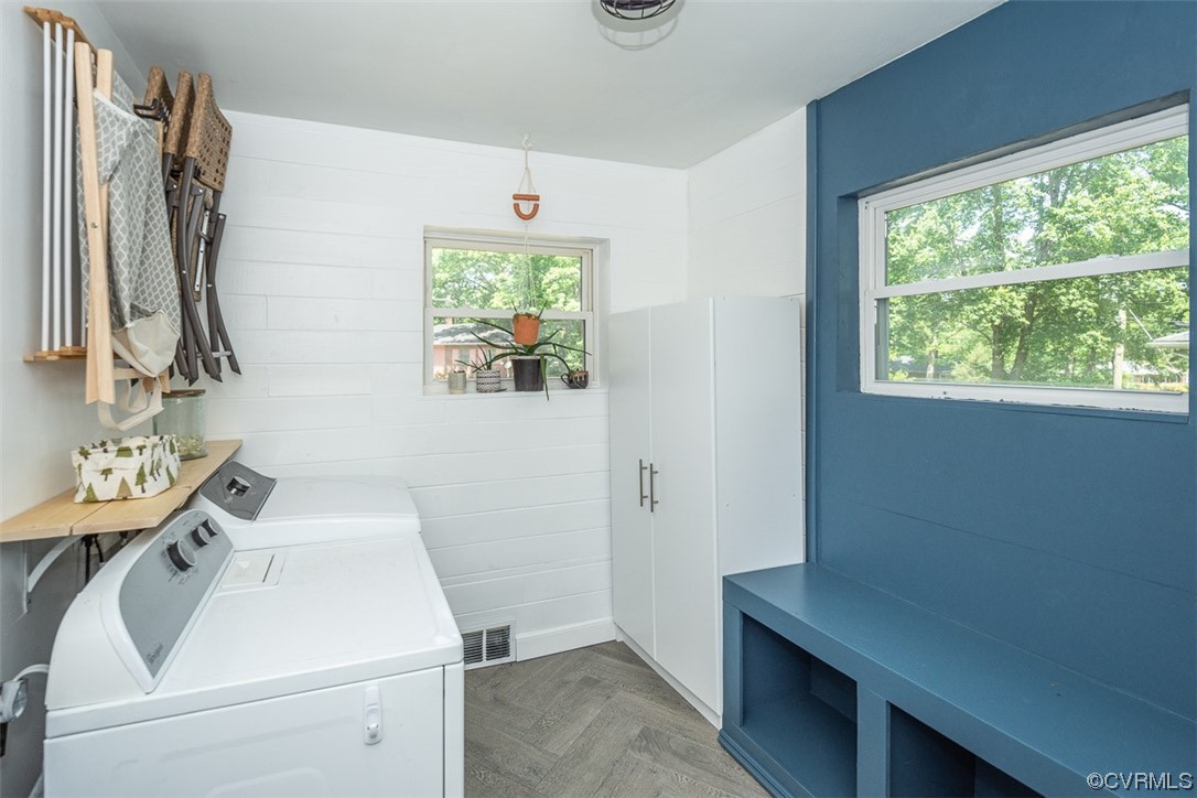 1025 Andros Road Richmond, VA 23225 - Photo 25 of 37 a bathroom with a sink and a mirror