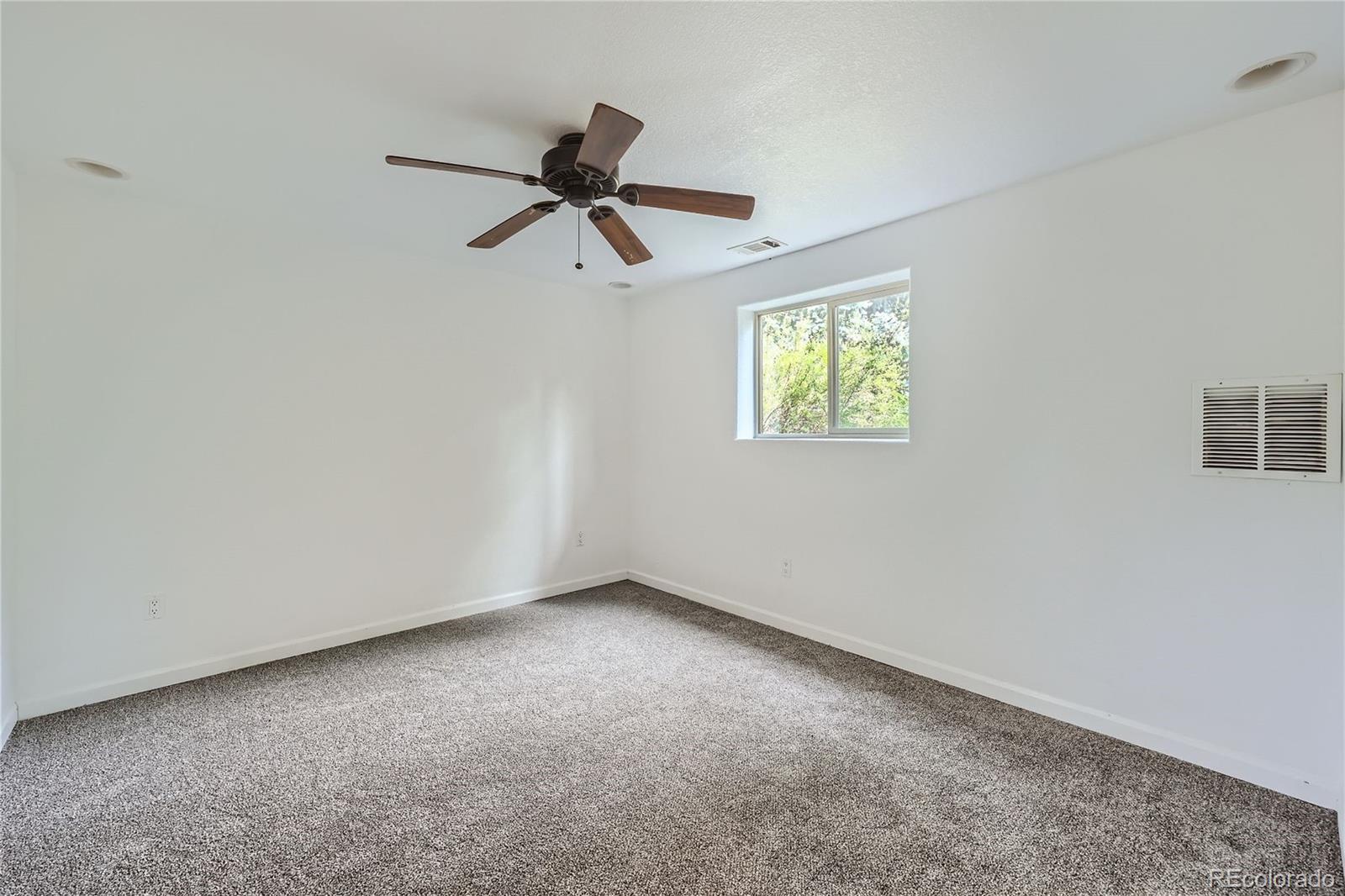 4443 South Eagle Circle Aurora, CO 80015 - Photo 14 of 26