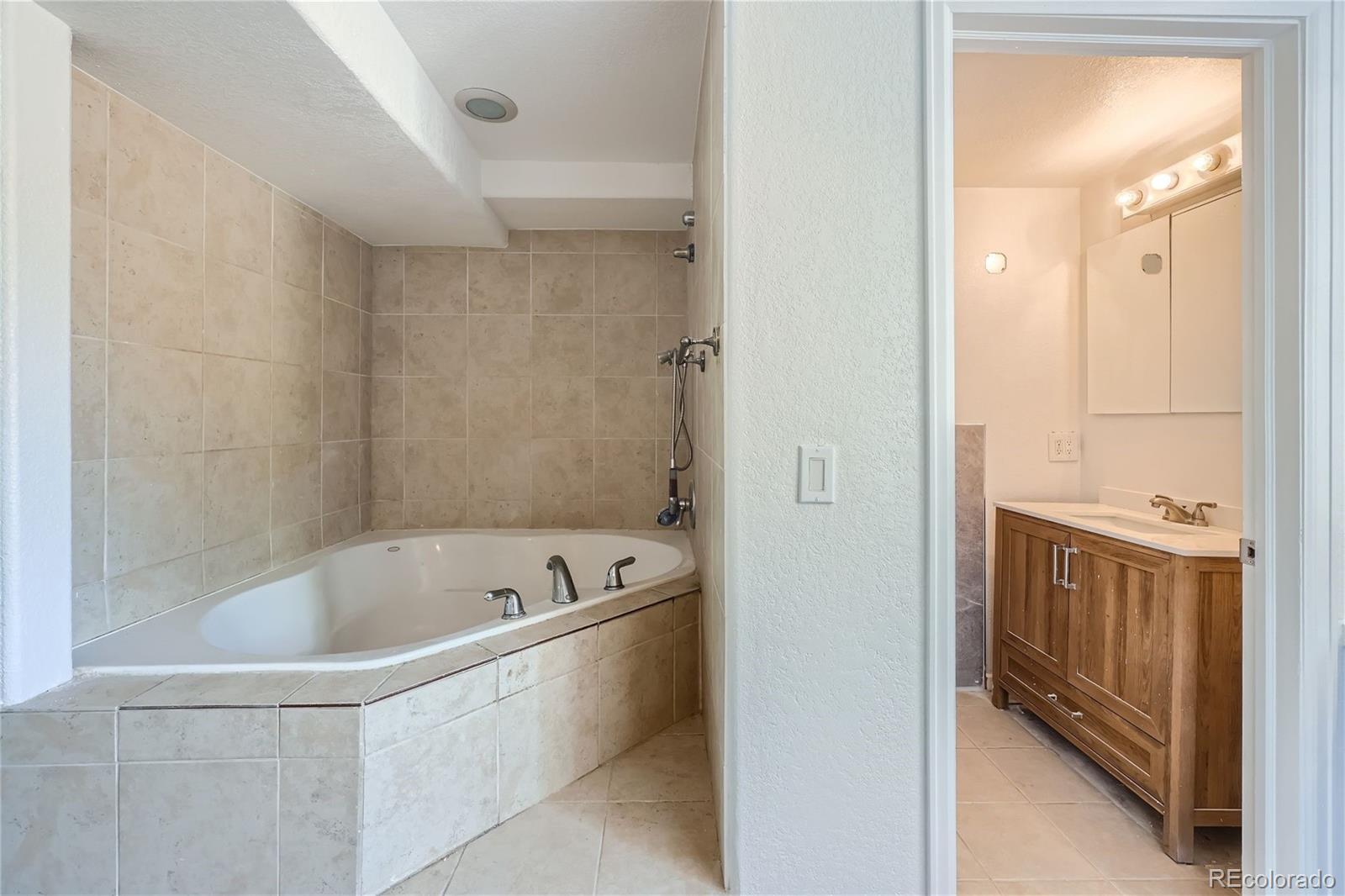 4443 South Eagle Circle Aurora, CO 80015 - Photo 15 of 26